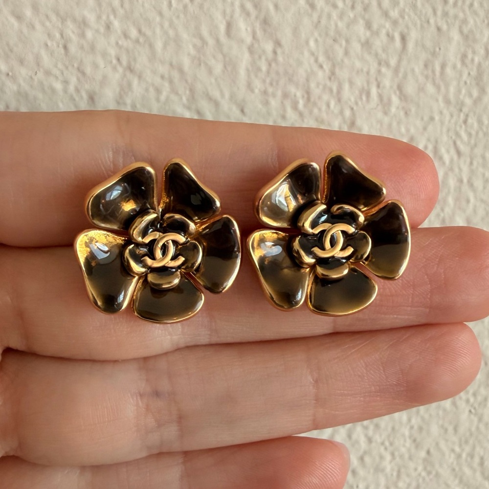 🤎 Chanel Camellia CC Flower Earrings ✨🤎